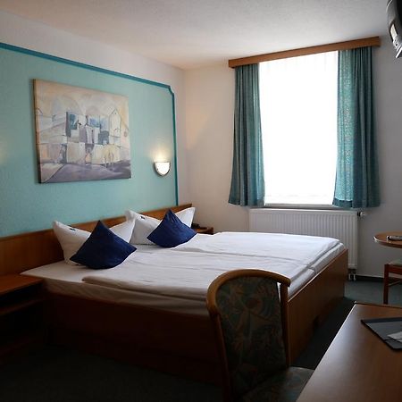 Hotel Garni Brauhof Niederwiesa Extérieur photo