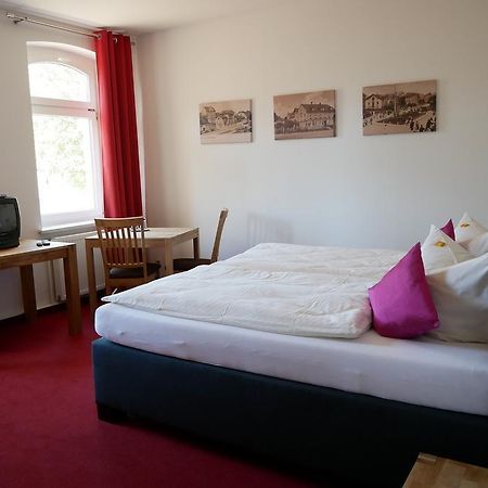 Hotel Garni Brauhof Niederwiesa Extérieur photo
